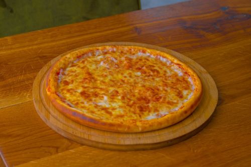 صورة بيتزا مارغريتا 